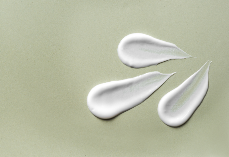 pore-clearing facial, adult-onset acne treatment facial, acne-prone mature skin facial, clear skin facial Denver, non-irritating acne facial